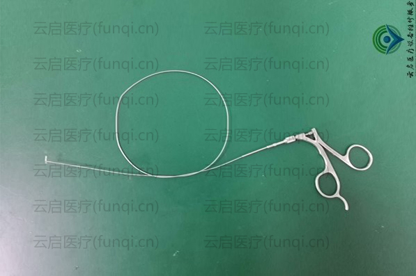 R.WOIF 8083.001 腎鉗 外管斷，無法焊接 600小 水印 1087.jpg